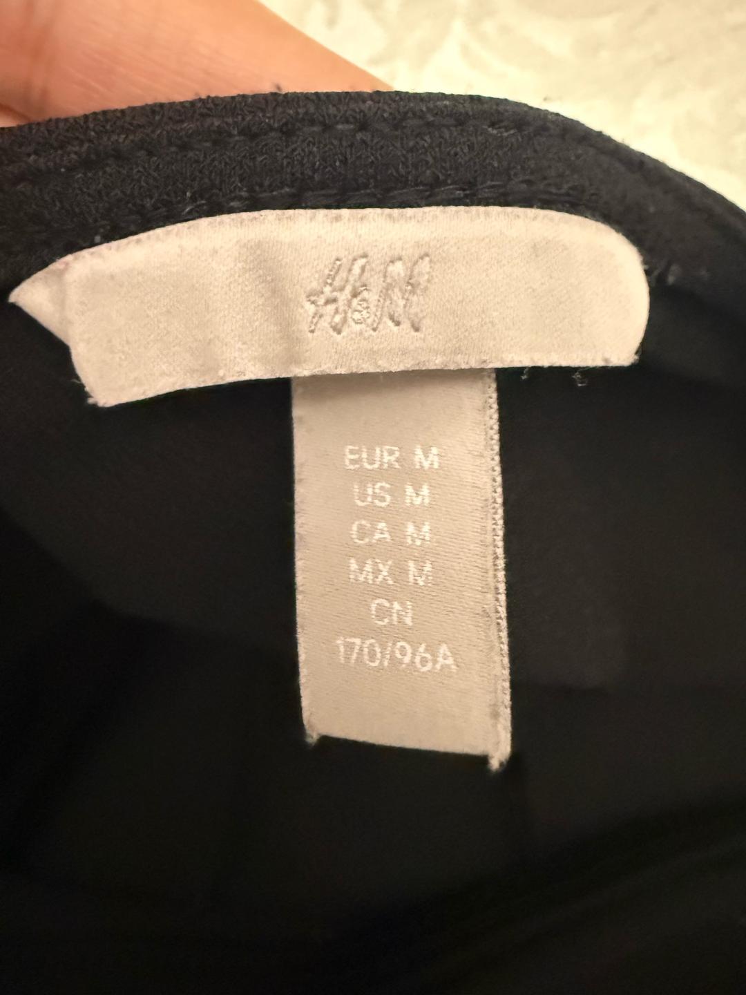H&M Повседневное черное платье — фото 2