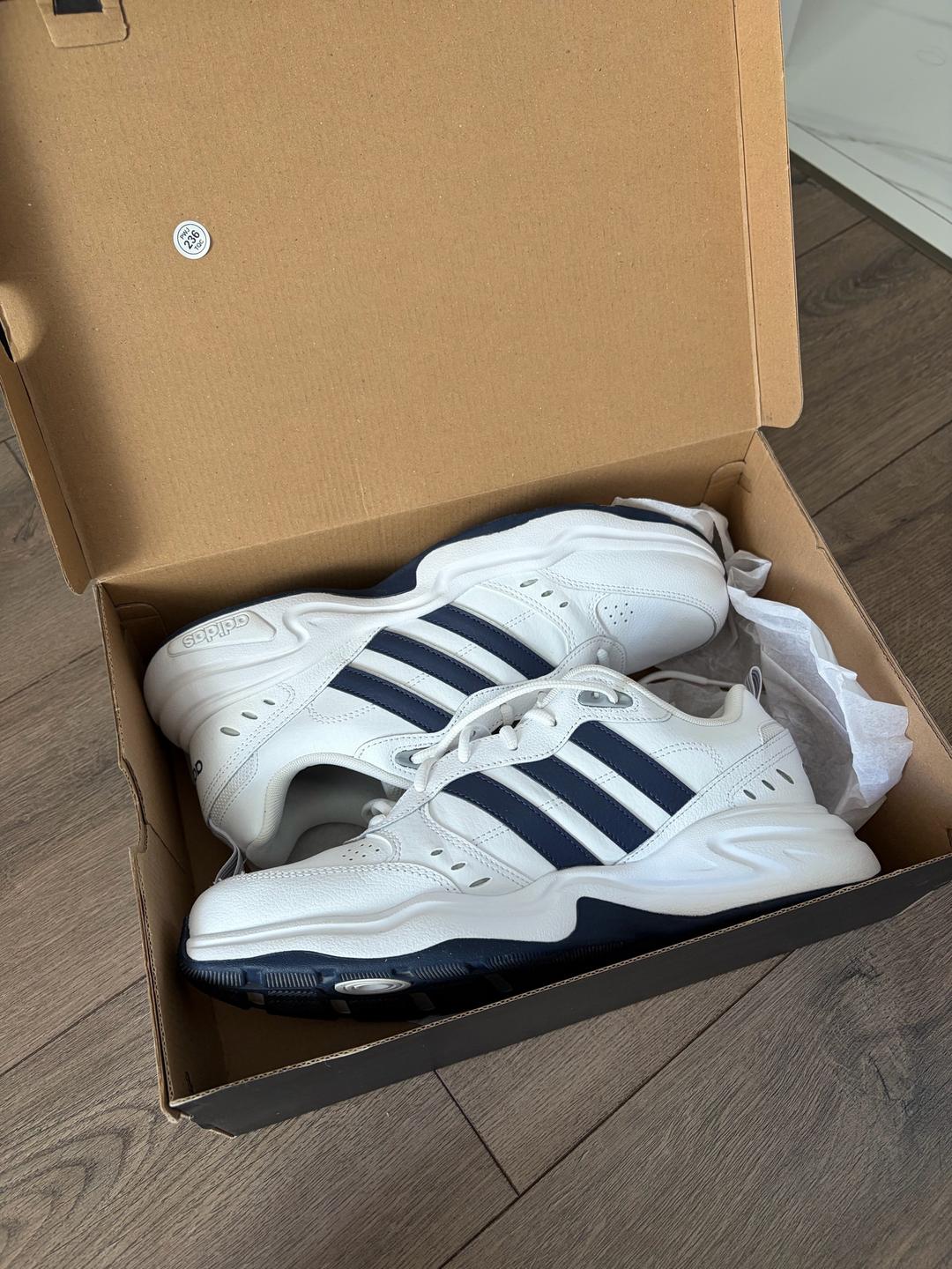 Adidas Кроссовки adidas Strutter — фото 2