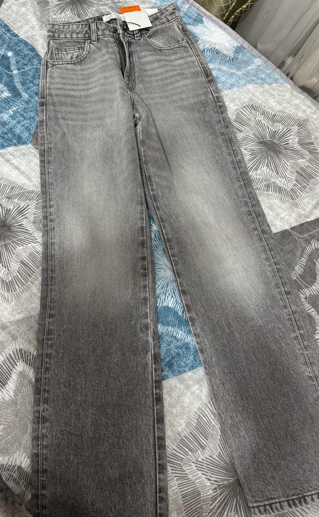 Zara Серый джинсы от Zara — фото 2