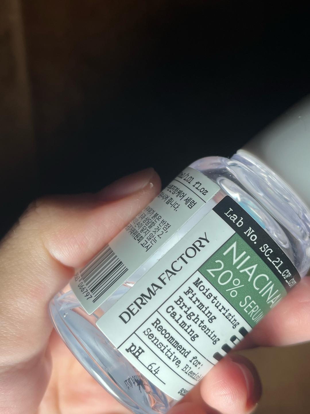 DERMA FACTORY Сыворотка для лица Derma Factory Niacinamide 20% Serum — фото 2