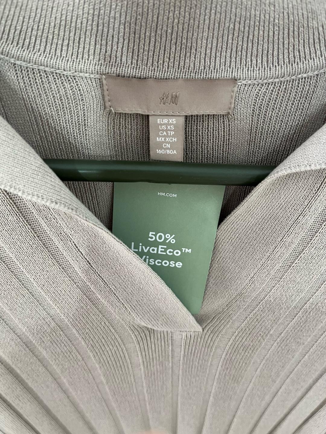 H&M платья h&m бежевое — фото 2