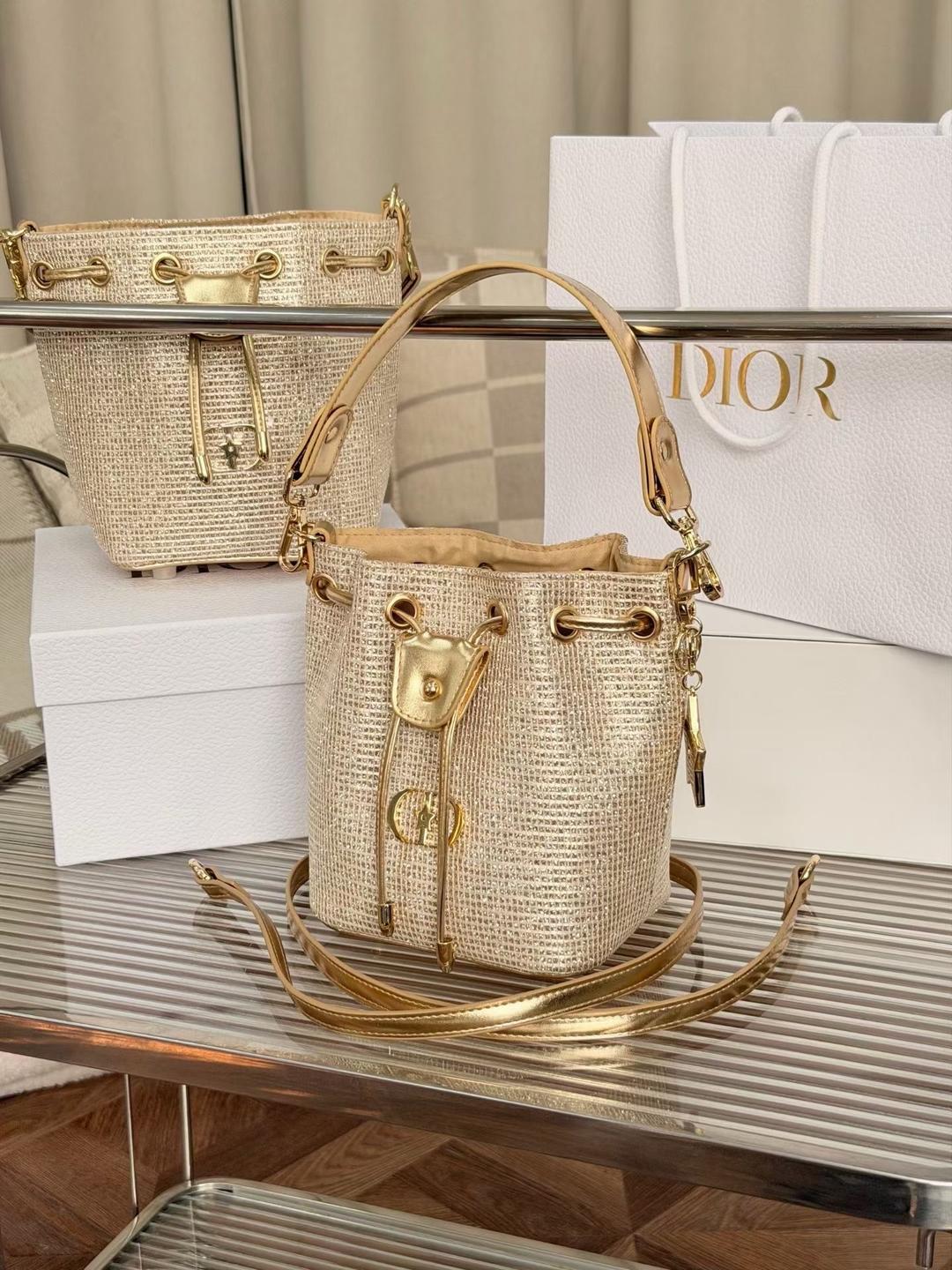 Dior Косметичка сумочка DIOR — фото 2