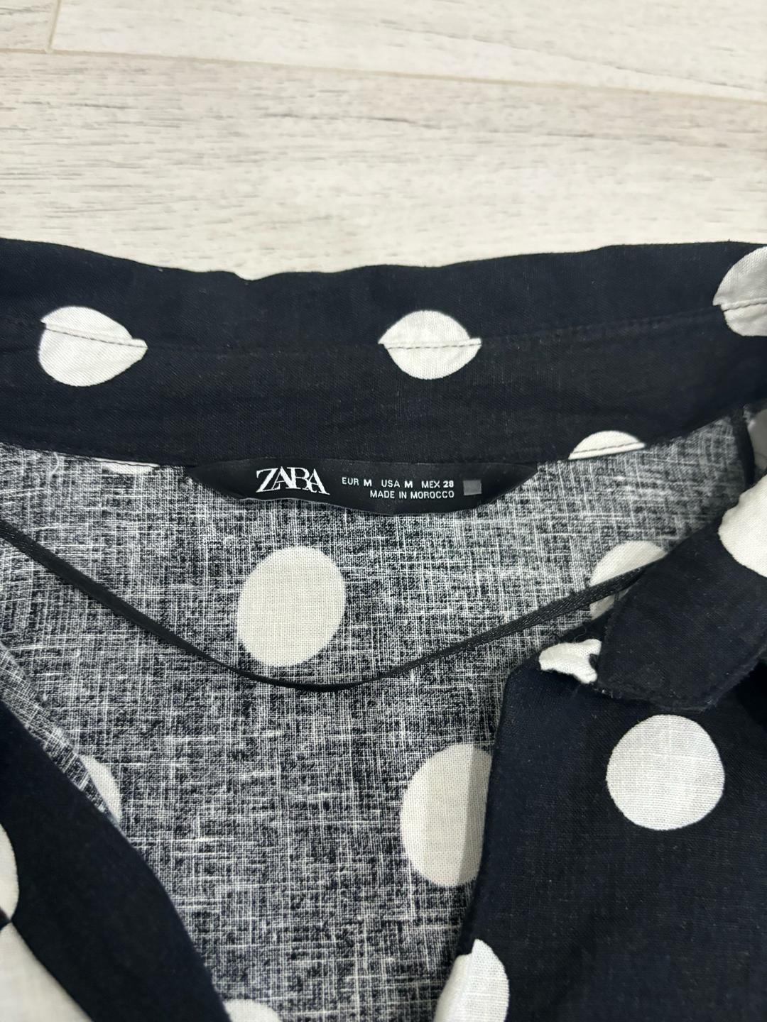 Zara Продам блузку фирма Zara. Материал плотный лёнь. Новая один раз только одевала. — фото 2