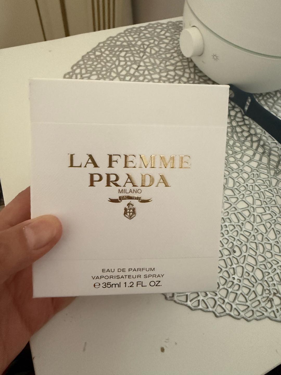 Prada Парфюмерная вода La Femme Prada, 35 мл — фото 2