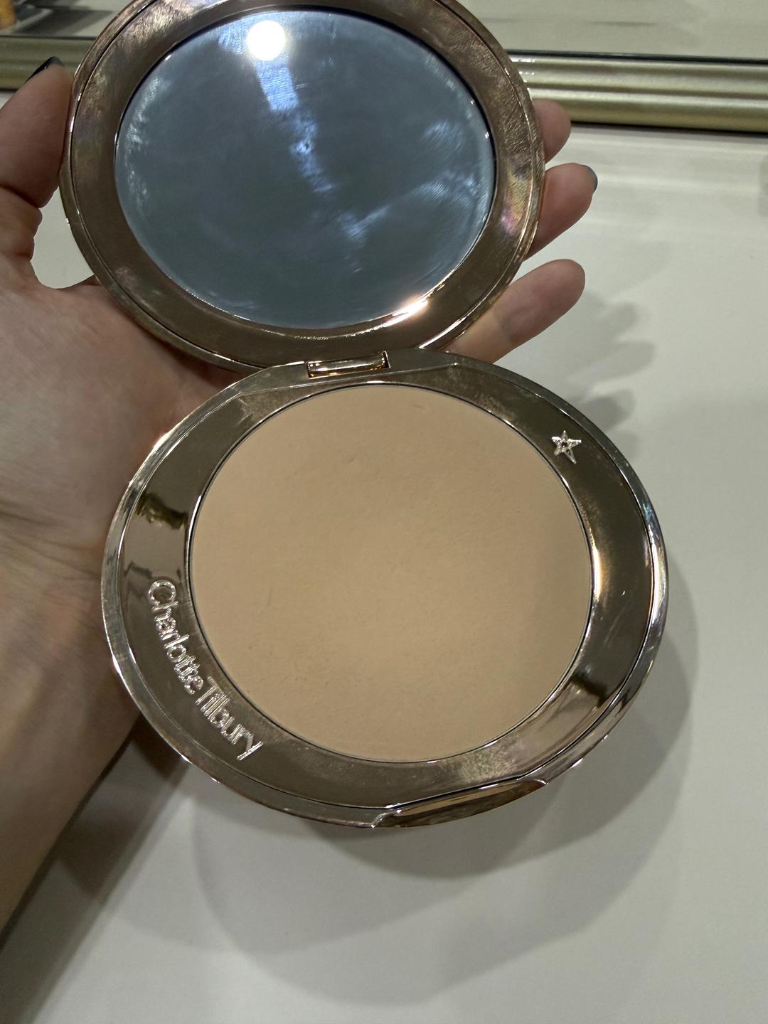 Charlotte Tilbury Charlotte Tilbury бронзер — фото 2