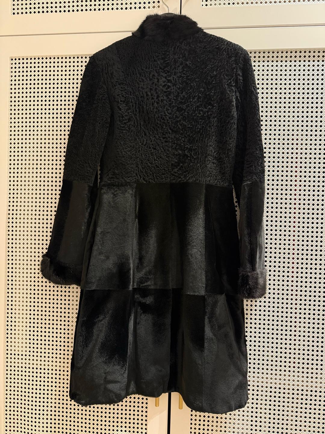 Punto Fashion Шуба из каракуля и норки PUNTO — фото 2