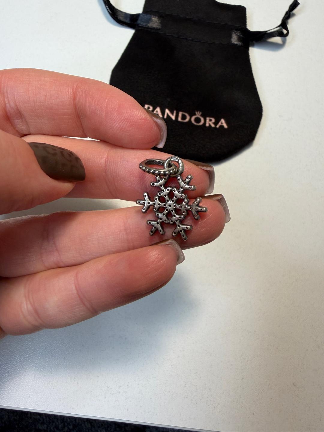 Pandora Оригинальный шарм-подвеска Pandora «Снежинка» (серебро 925) — фото 2