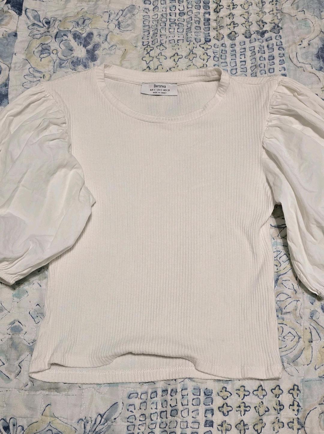 Bershka Белая кофточка Bershka s — фото 2