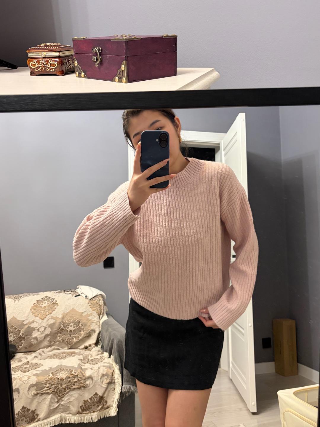 H&M свитер в нежно розовом цвете — фото 2