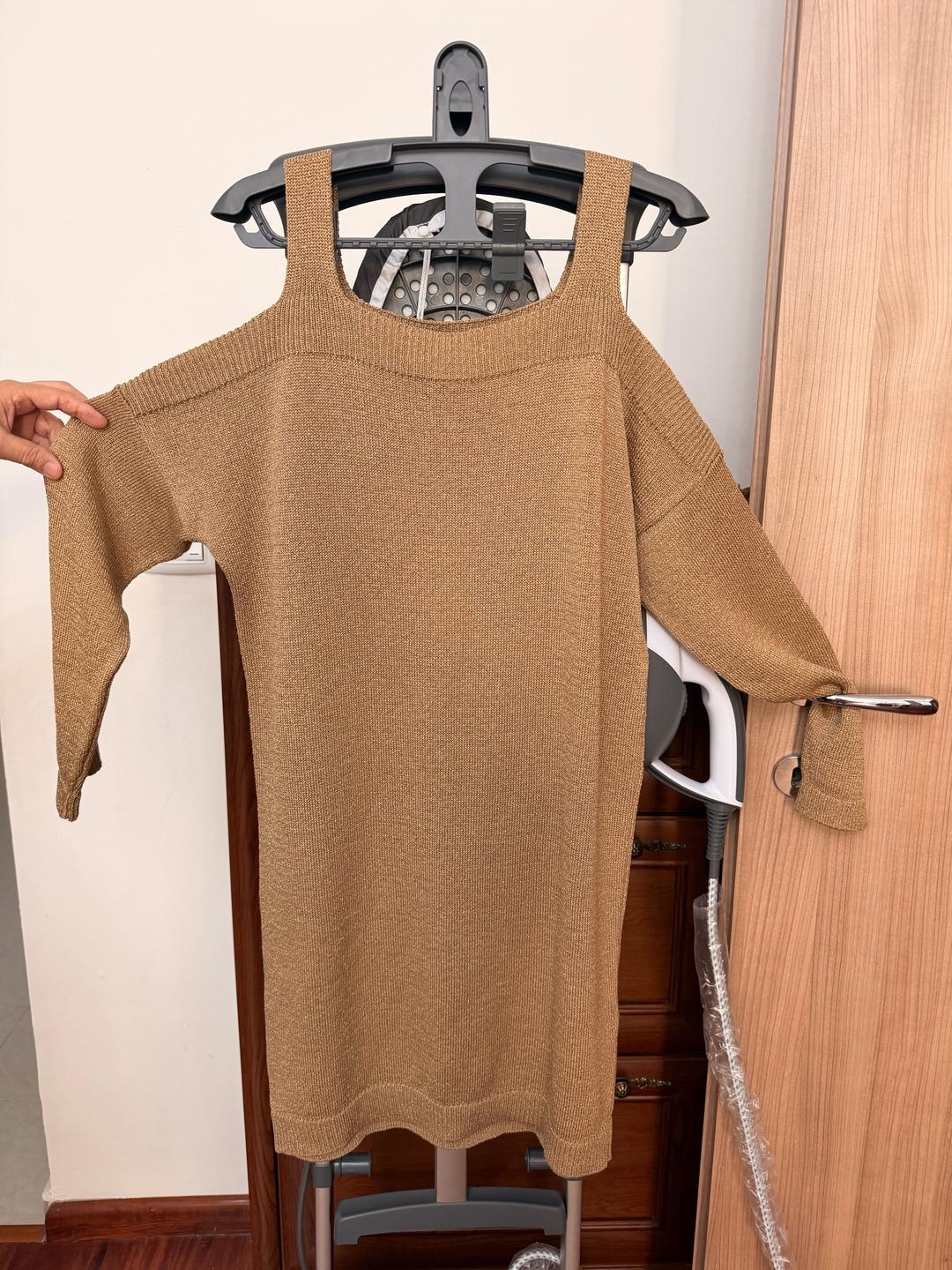Massimo Dutti Элегантное трикотажное платье от бренда Massimo Dutti длины миди — фото 2