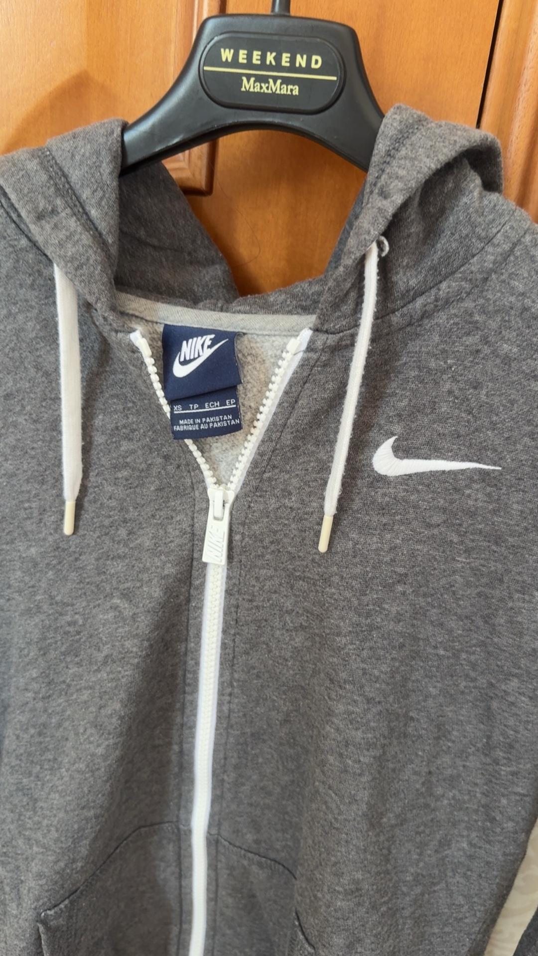 Nike Толстовка Nike на молнии с капюшоном — фото 2