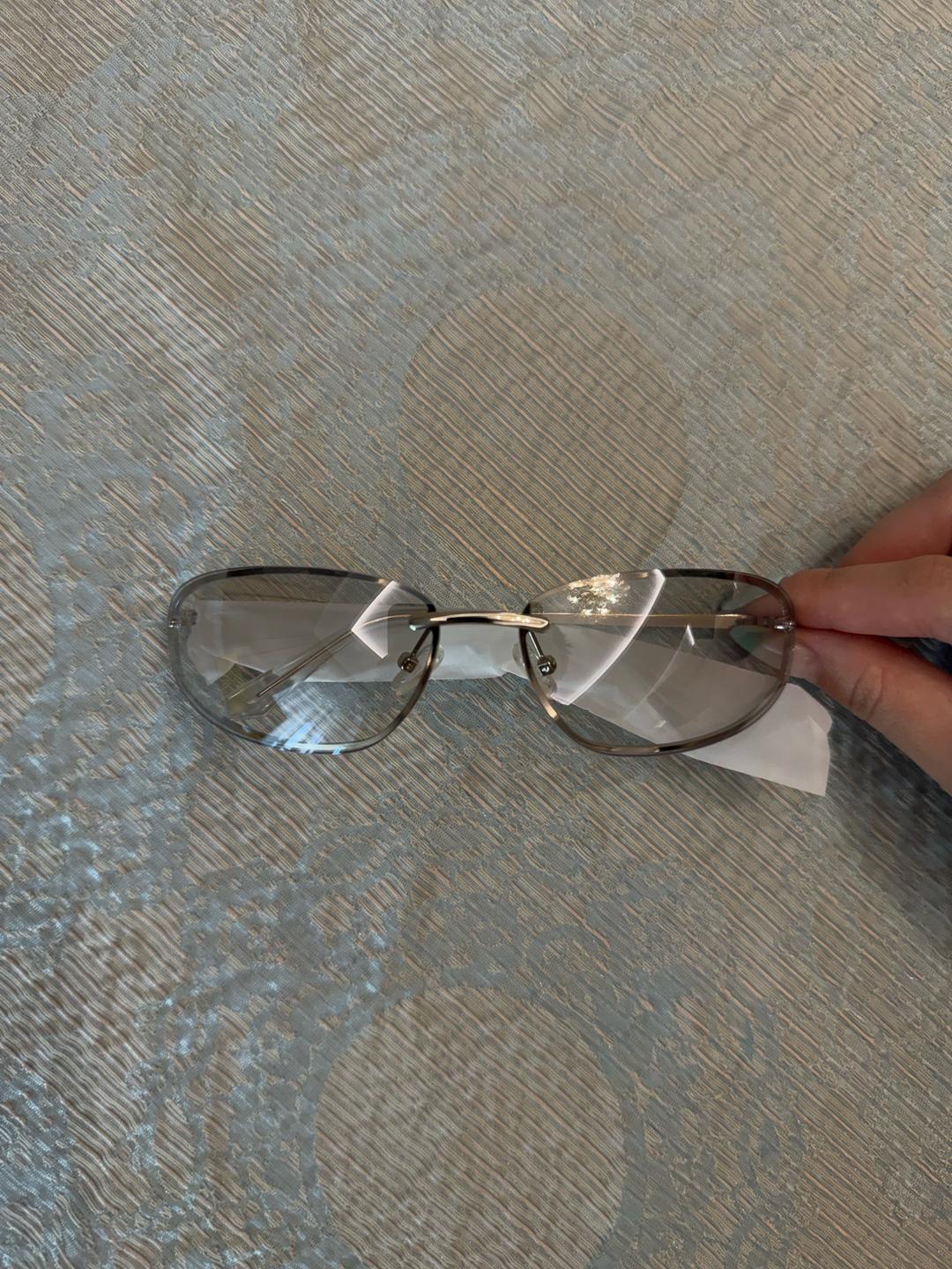 Miu Miu Солнцезащитные очки аналог Miu Miu (новые) — фото 2