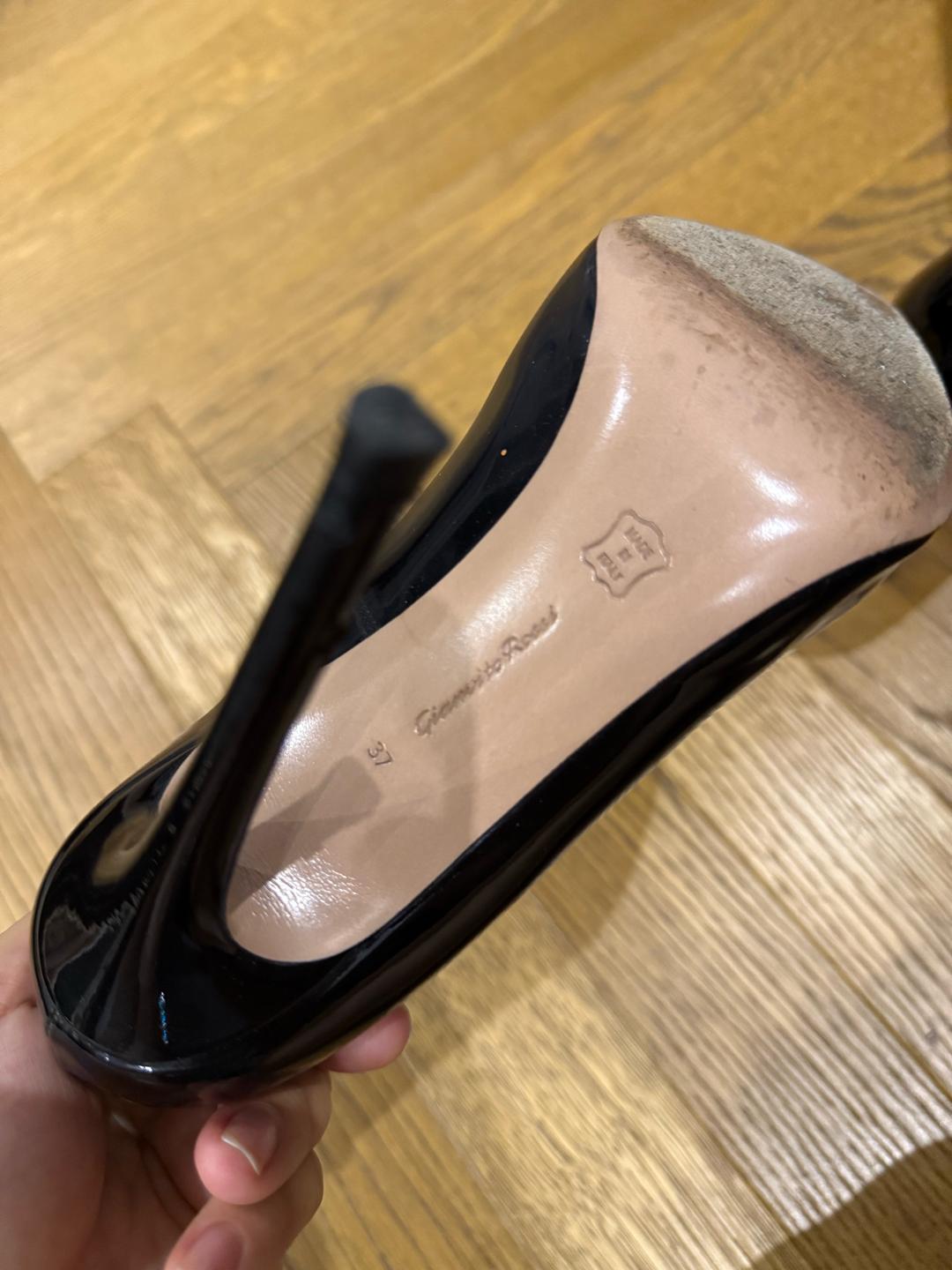 Gianvito Rossi Шикарные лодочки туфли оригинал Rossi — фото 2