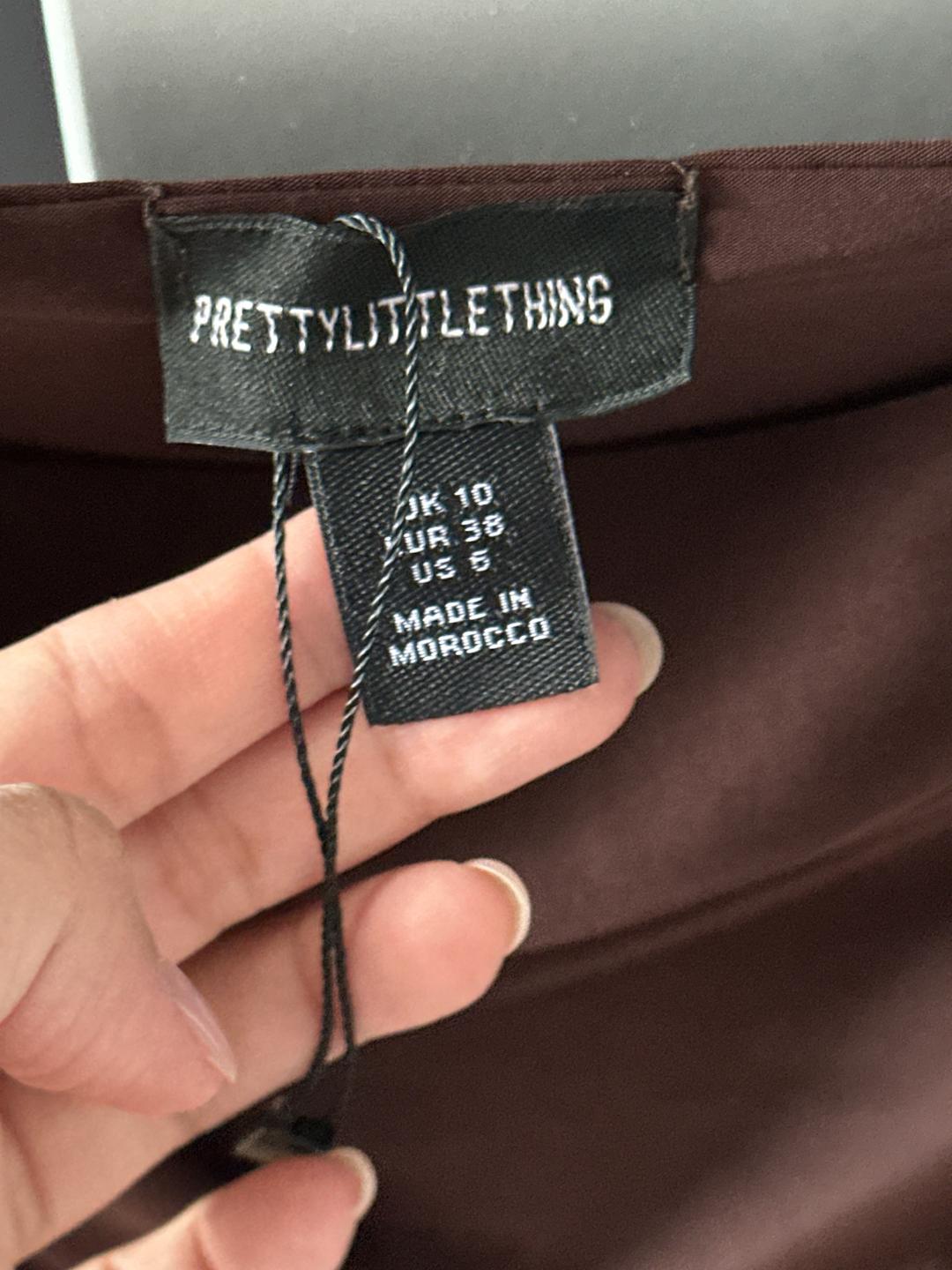 PrettyLittleThing Платье коричневого цвета — фото 2