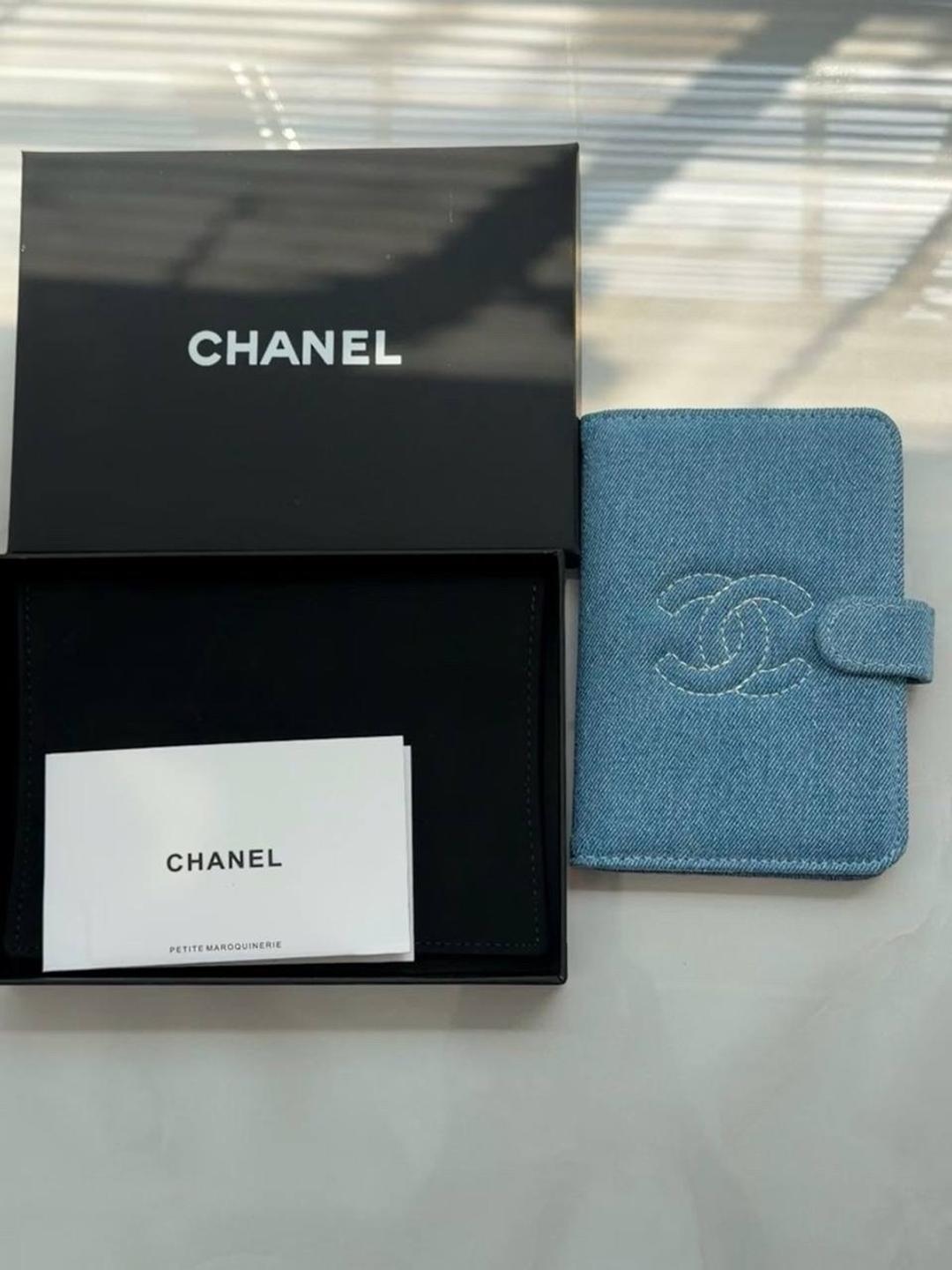 Chanel Обложка на паспорт Chanel — фото 2