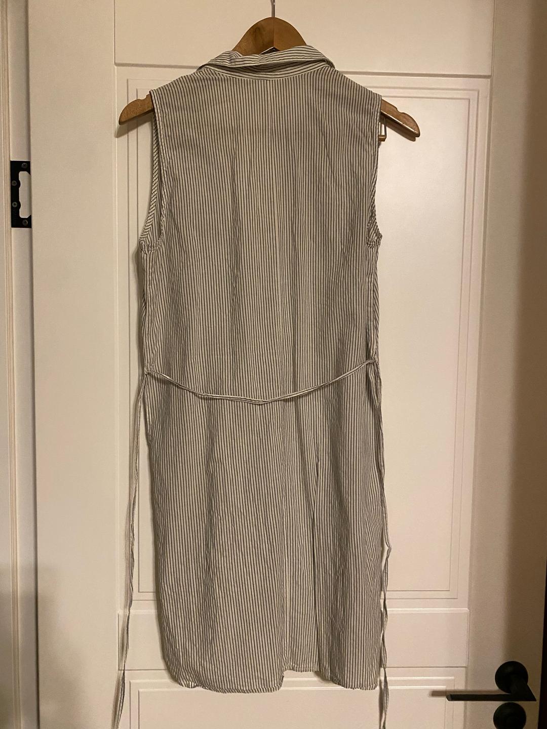 H&M Платье-рубашка H&M — фото 2