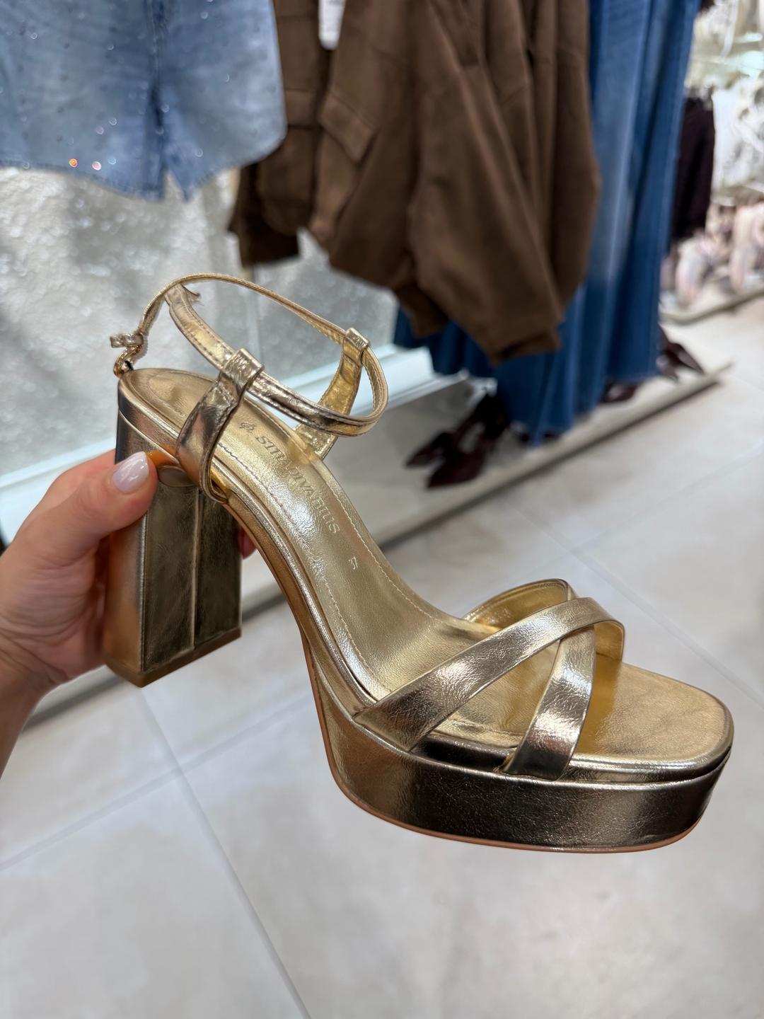 Stradivarius Босоножки новые — фото 2