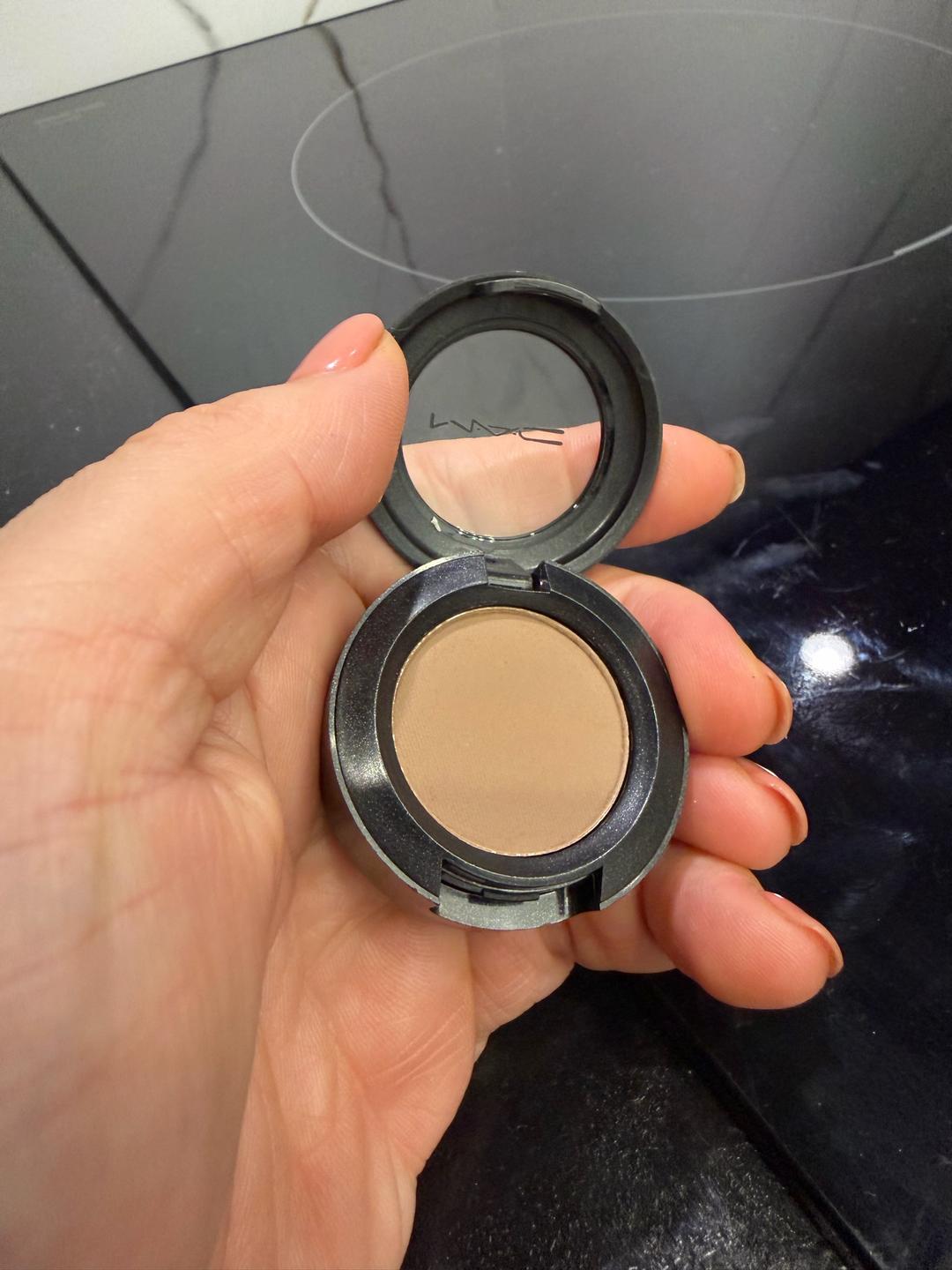 MAC Тени для век MAC CHARCOAL BROWN MATTE — фото 2