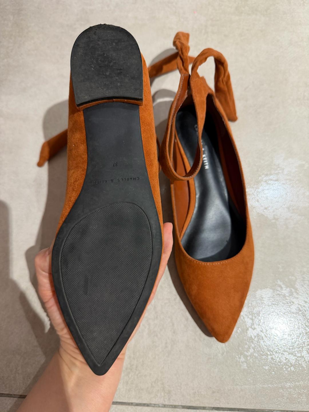 Charles & Keith Балетки с ремешком Charles & Keith — фото 2