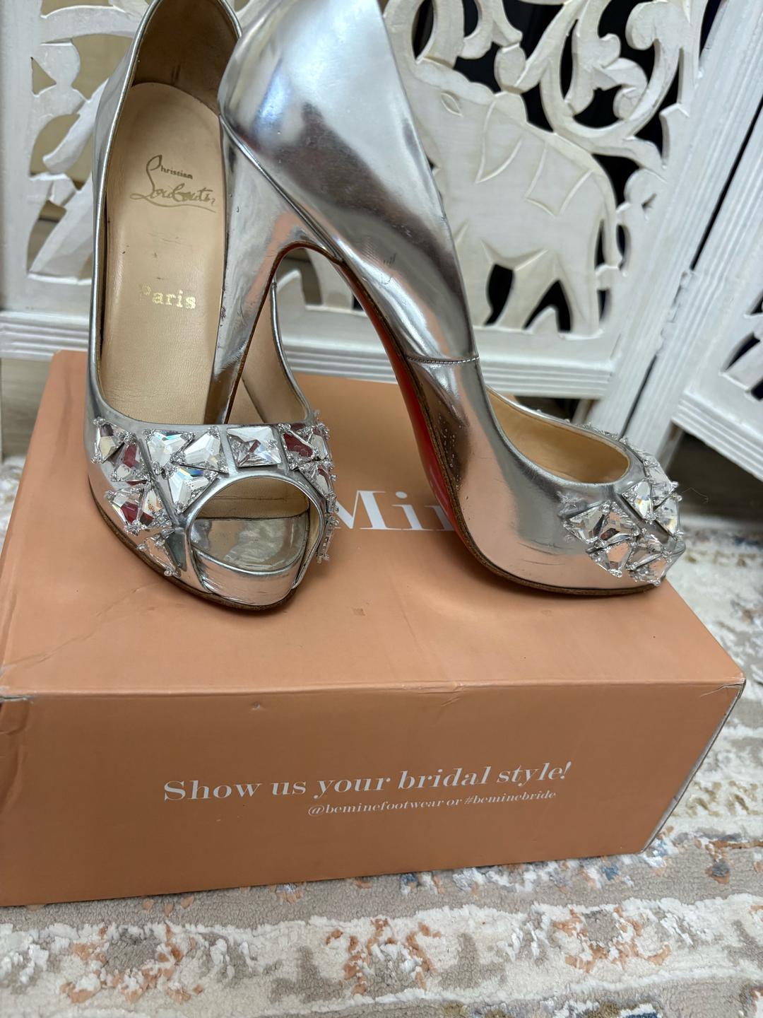 Серебряные вечерние туфли в стиле Louboutin — фото 2