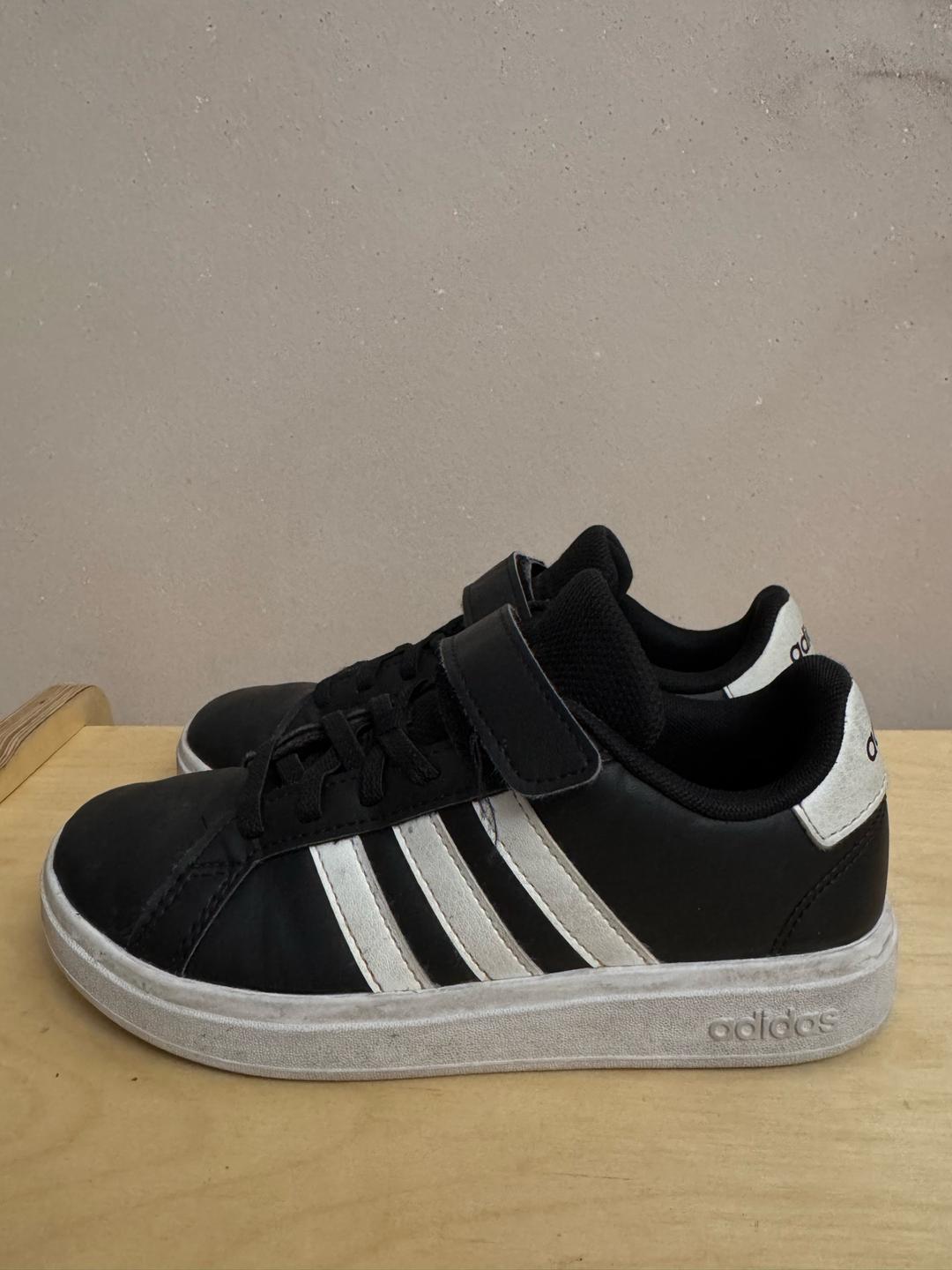 Adidas Кроссовки adidas — фото 2