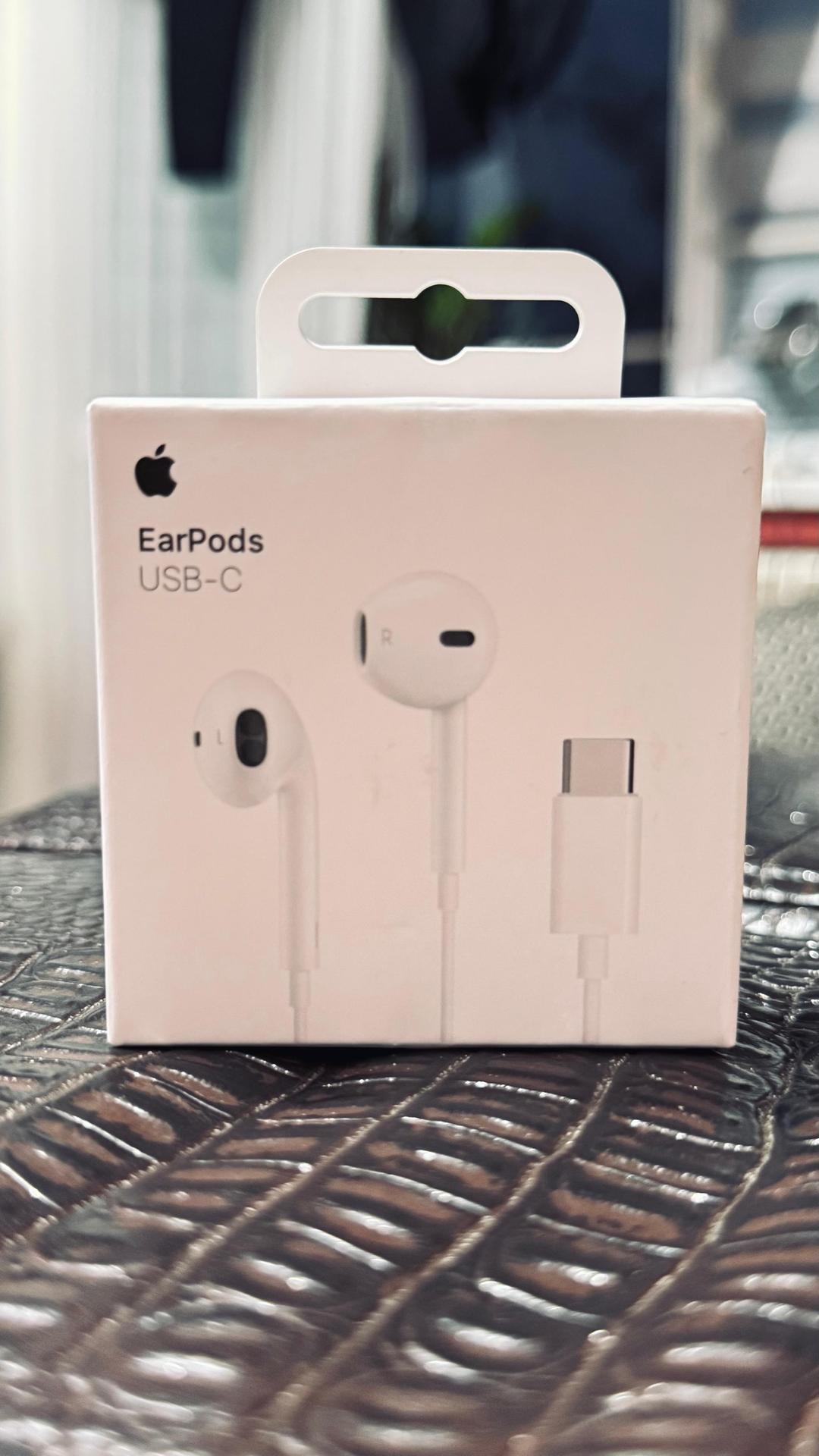 Apple Наушники Apple EarPods тайпси — фото 2