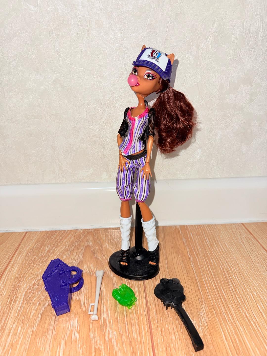 monster high Кукла Monster High Клодин Вульф  «Ghoul Sports» (Бейсбол) — фото 2