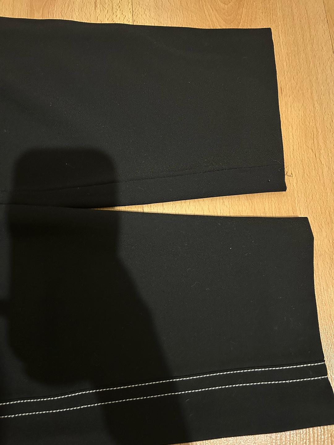 Zara Женские черные брюки с белой строчкой — фото 2