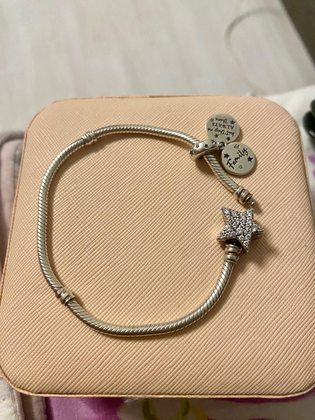 Pandora Браслет Pandora с шармом — фото 2