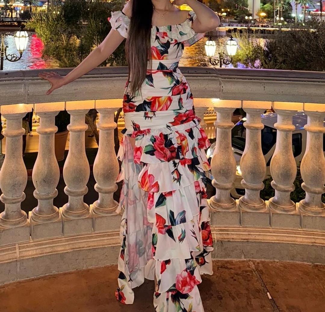 Fashion Nova Платье макси с цветочным принтом и воланами — фото 2