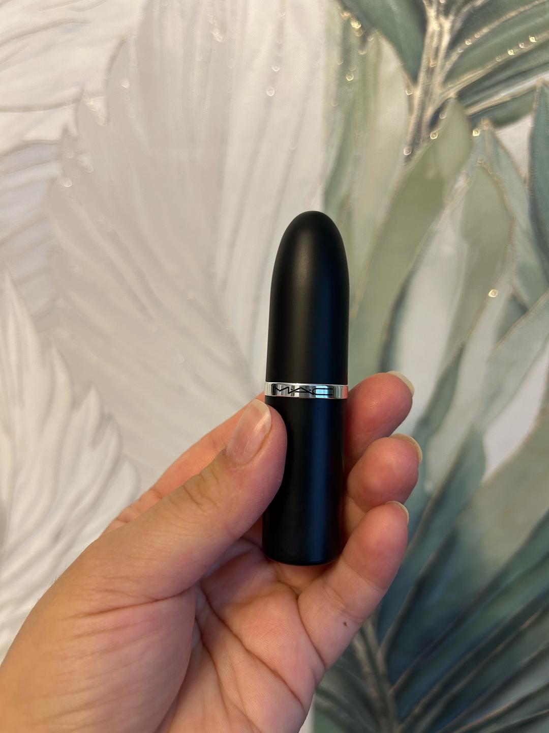 MAC M.A.C Macximal Sleek Satin Lipstick помада Grapefruit Pucker — фото 2