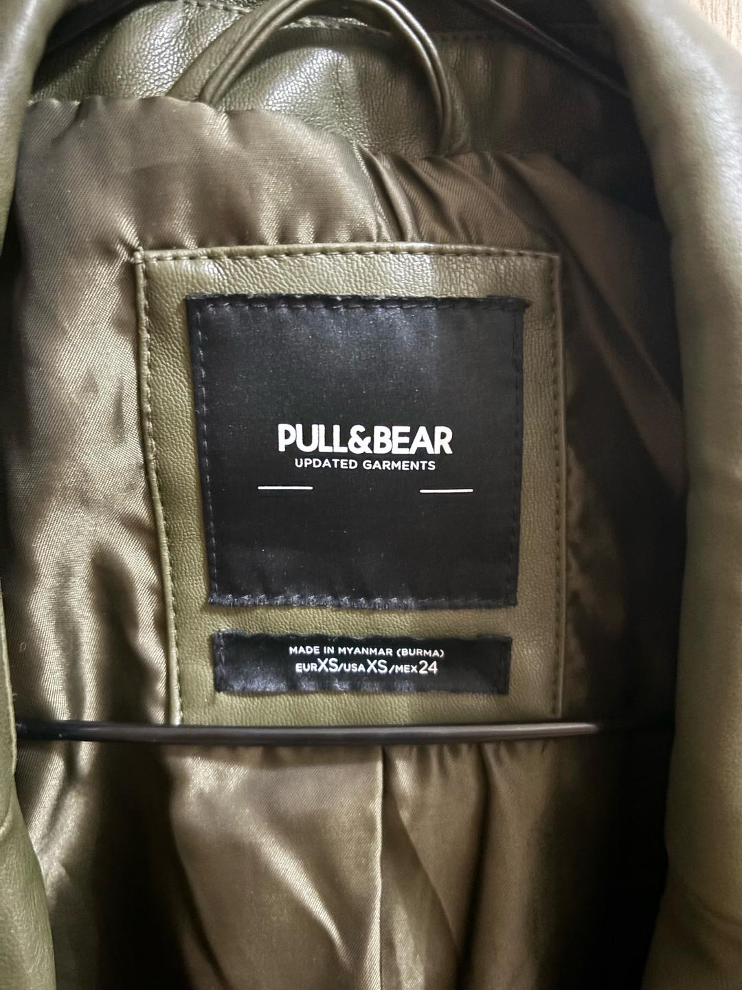 Pull & Bear Пиджак из эко кожи — фото 2