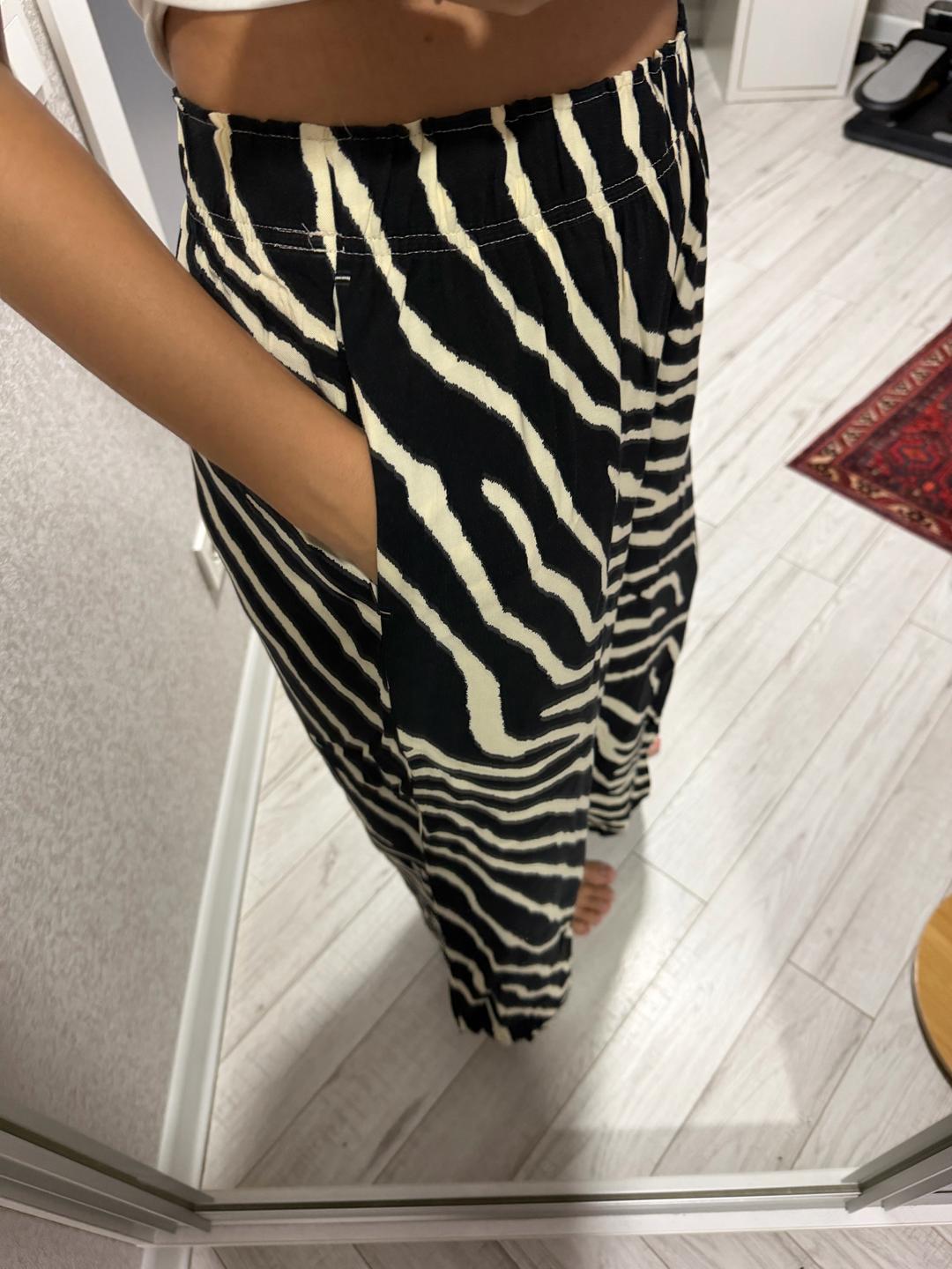 H&M Широкие брюки с принтом зебра — фото 2