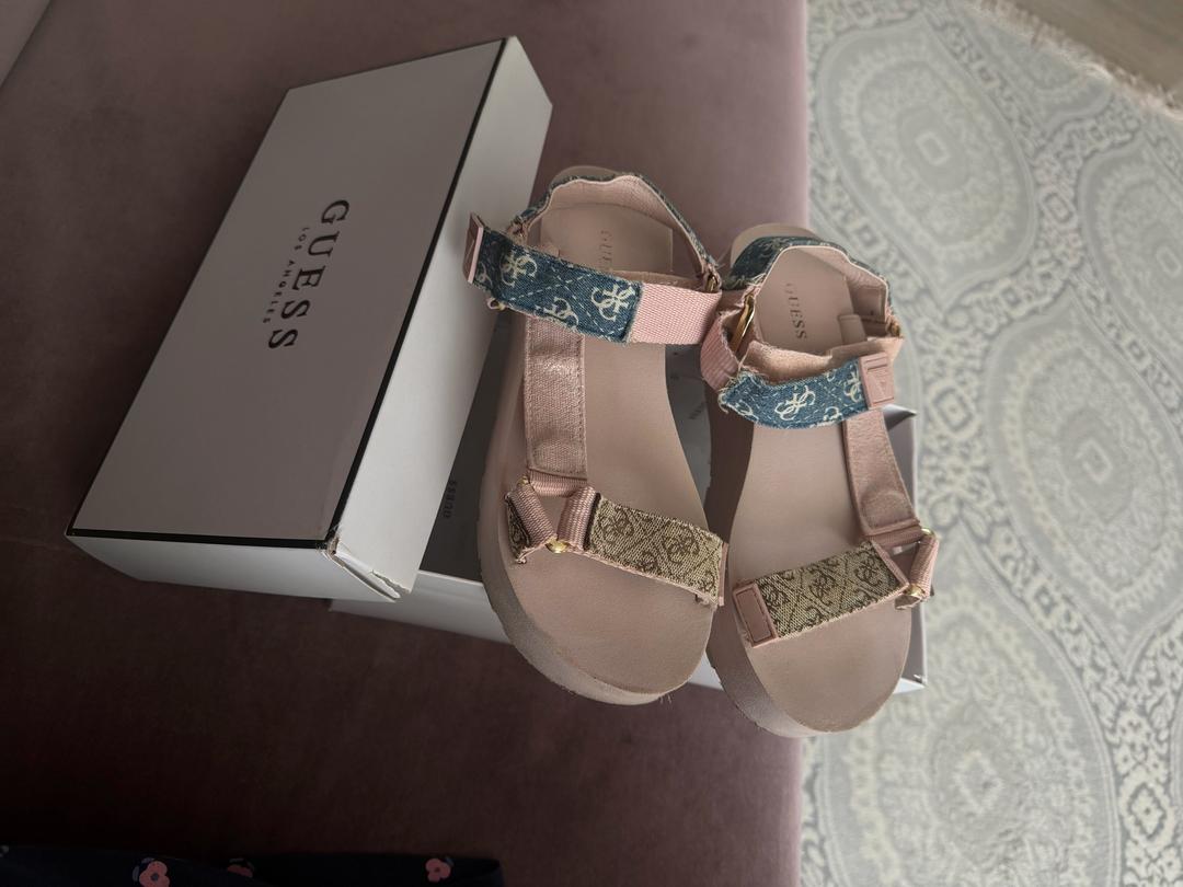 GUESS Сандалии Guess на платформе — фото 2