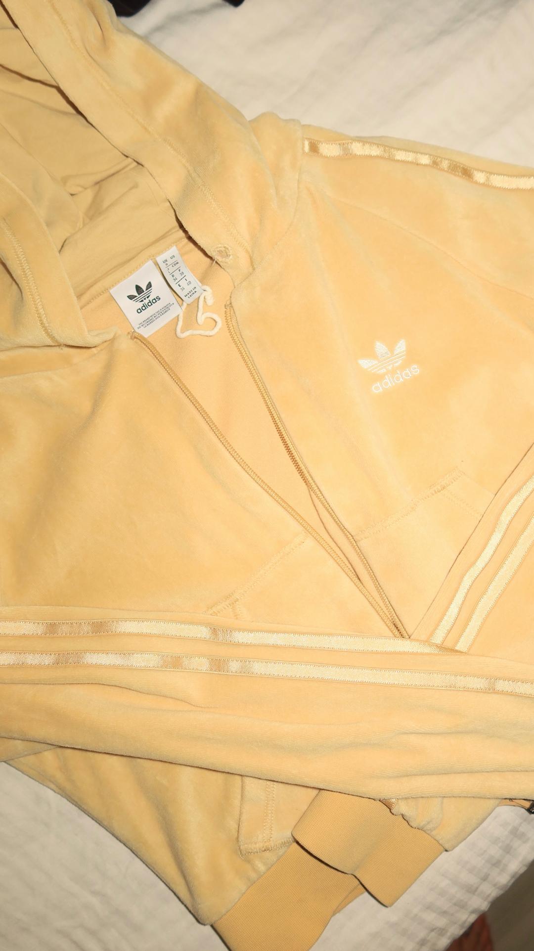 Adidas Укороченное велюровое худи на молнии adidas — фото 2