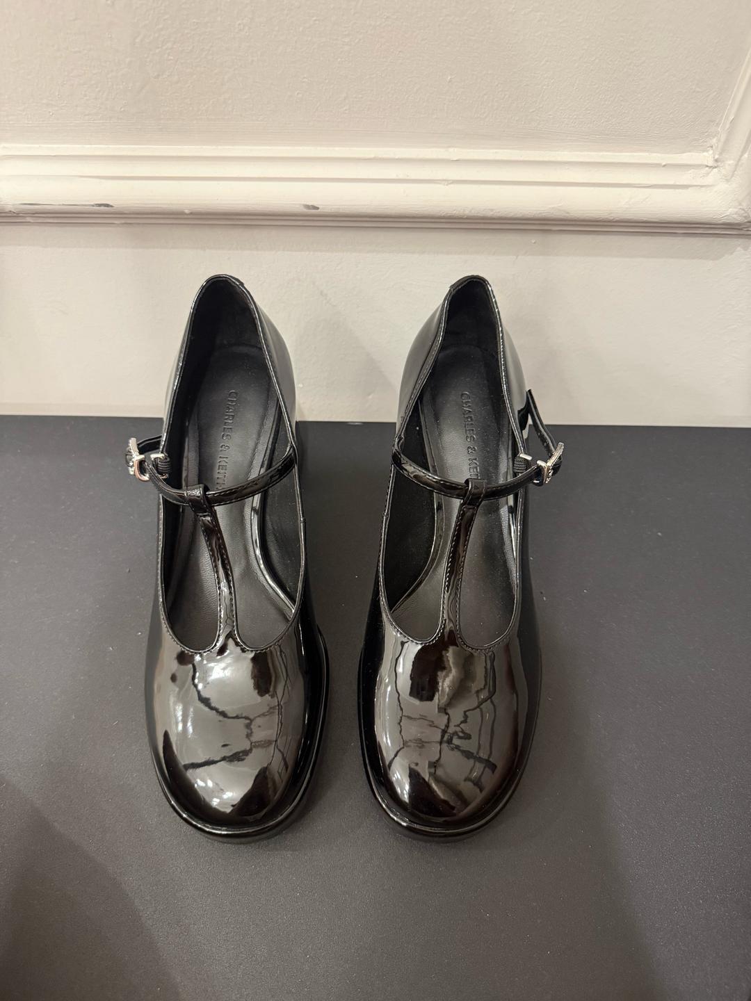 Charles & Keith Туфли Charles & Keith — фото 2