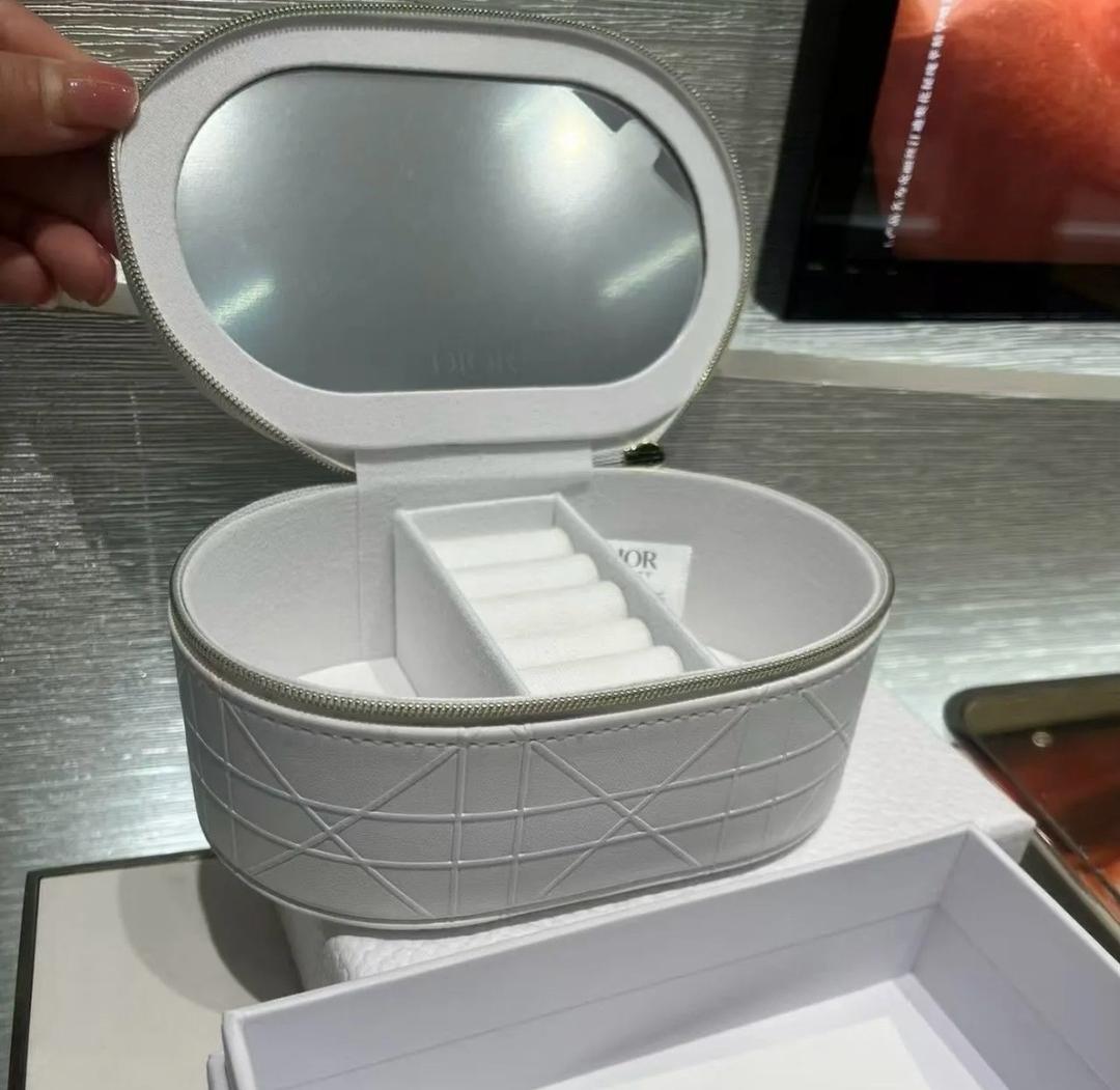 Dior Шкатулка для украшений Dior (VIP Gift) — фото 2