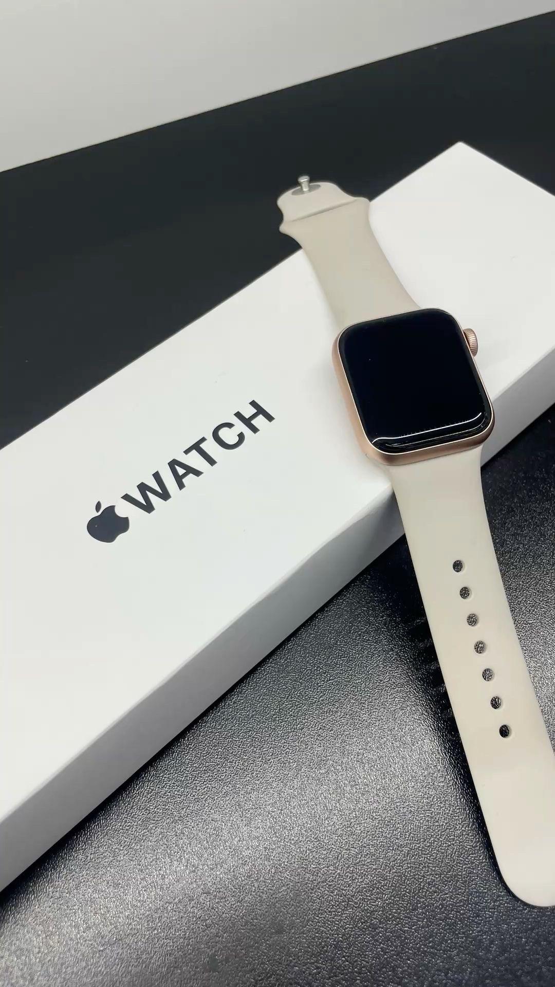 Apple Apple Watch SE Gold — фото 2