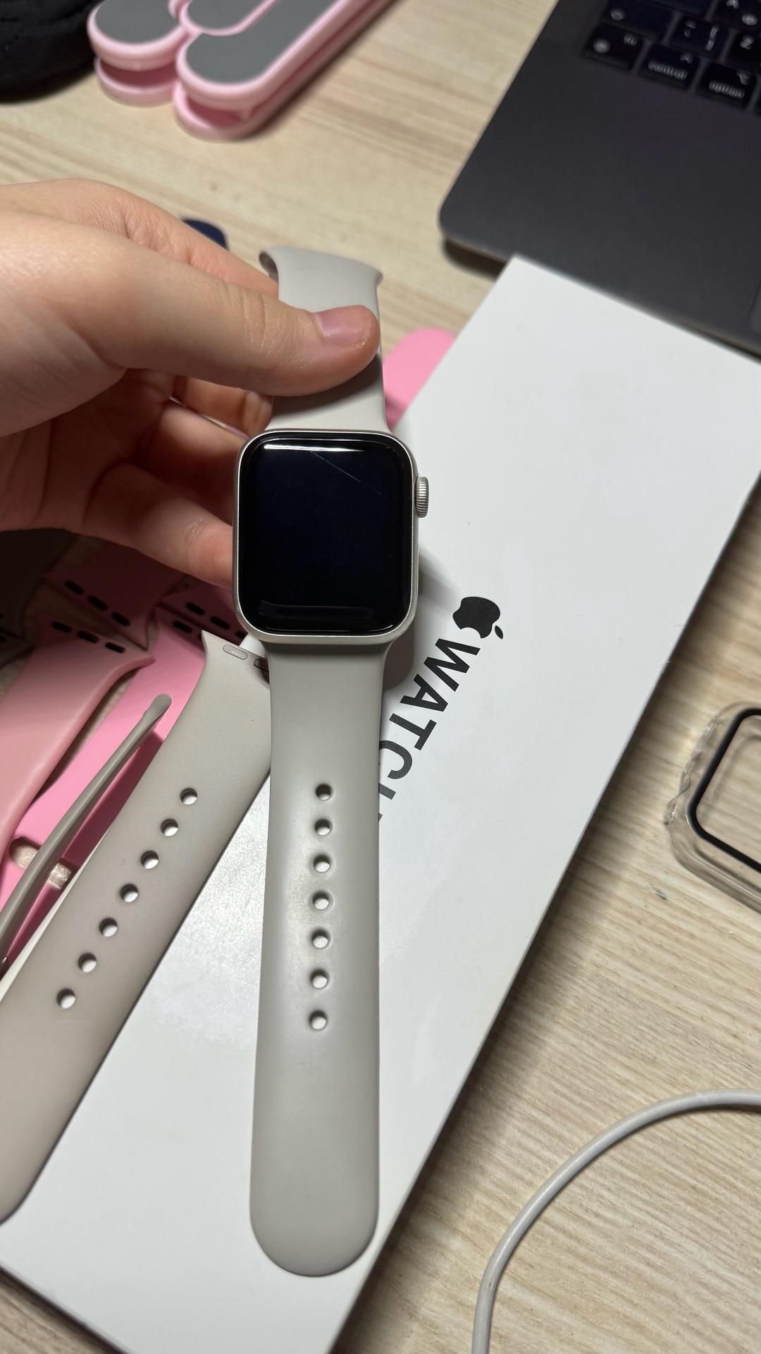 Apple Apple Watch SE — фото 2