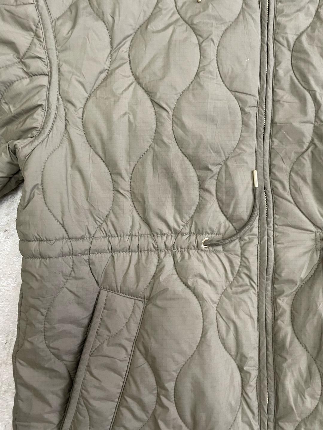 Zara Стеганая куртка Zara с капюшоном на молнии — фото 2