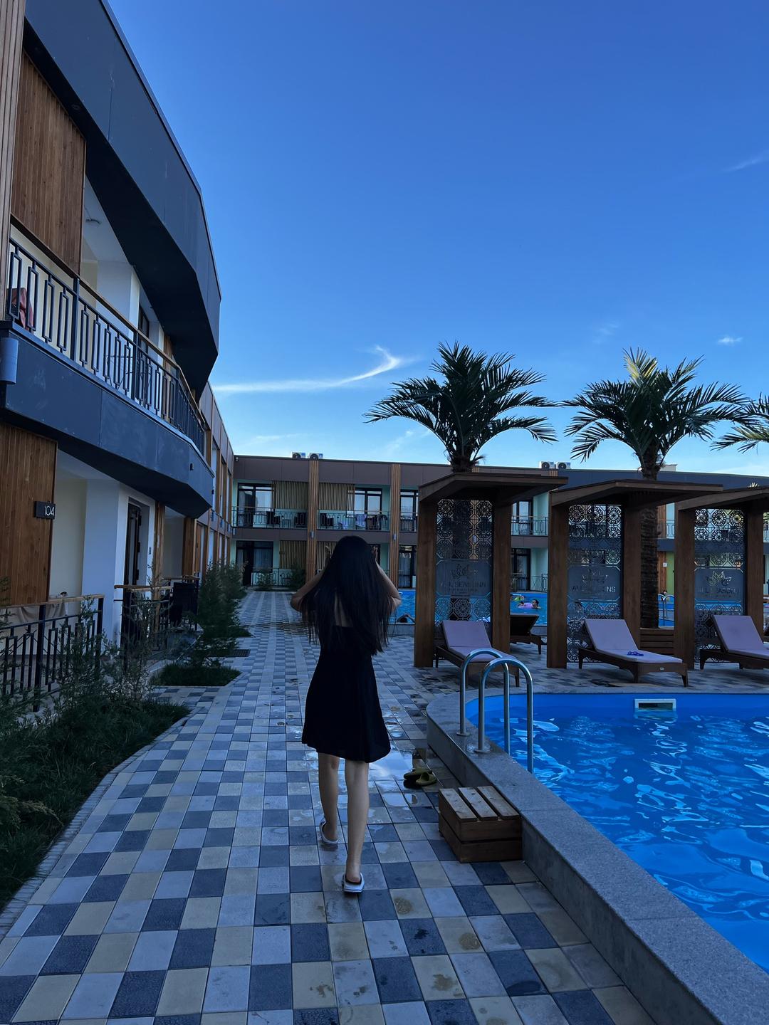 LC Waikiki Черное платье — фото 2