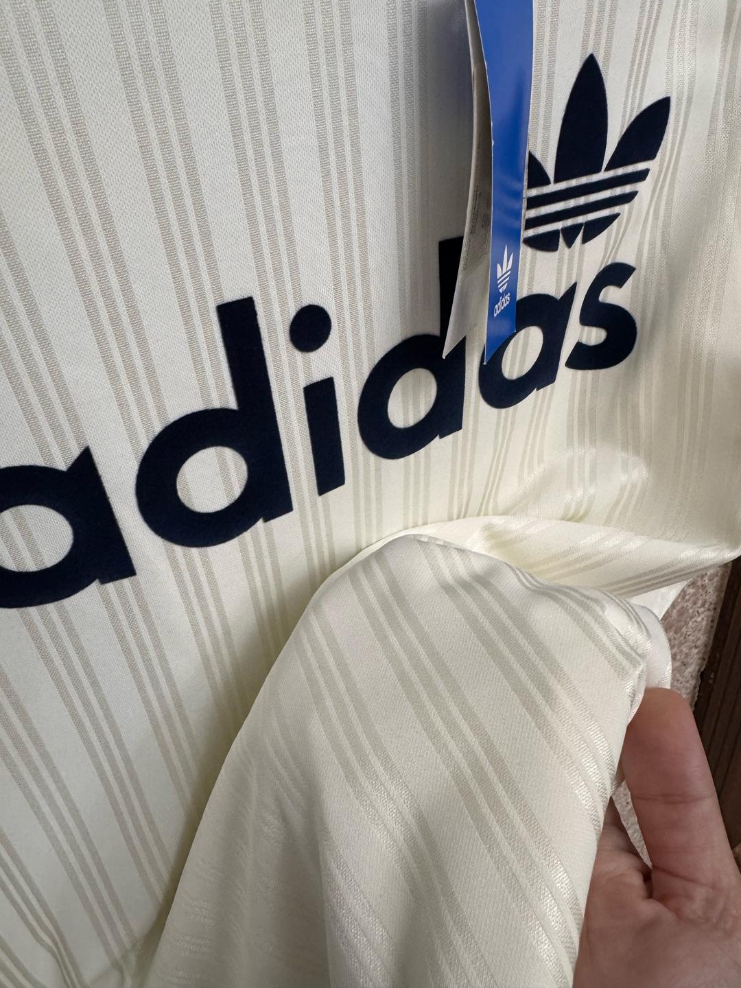 Adidas Футболка Adidas — фото 2