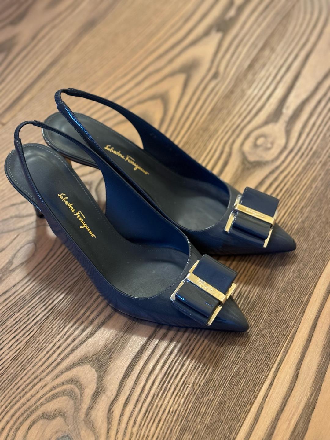 Salvatore Ferragamo Туфли лодочки Salvatore Ferragamo — фото 2