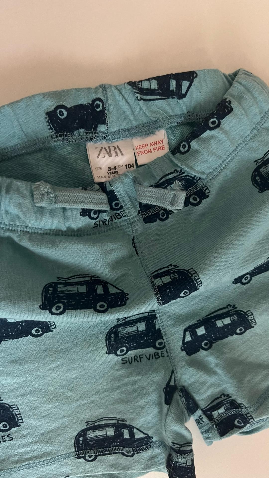 Zara Шорты с принтом фургонов — фото 2