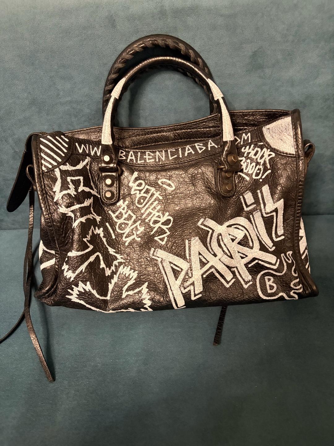 Balenciaga Сумка Balenciaga с принтом граффити — фото 2