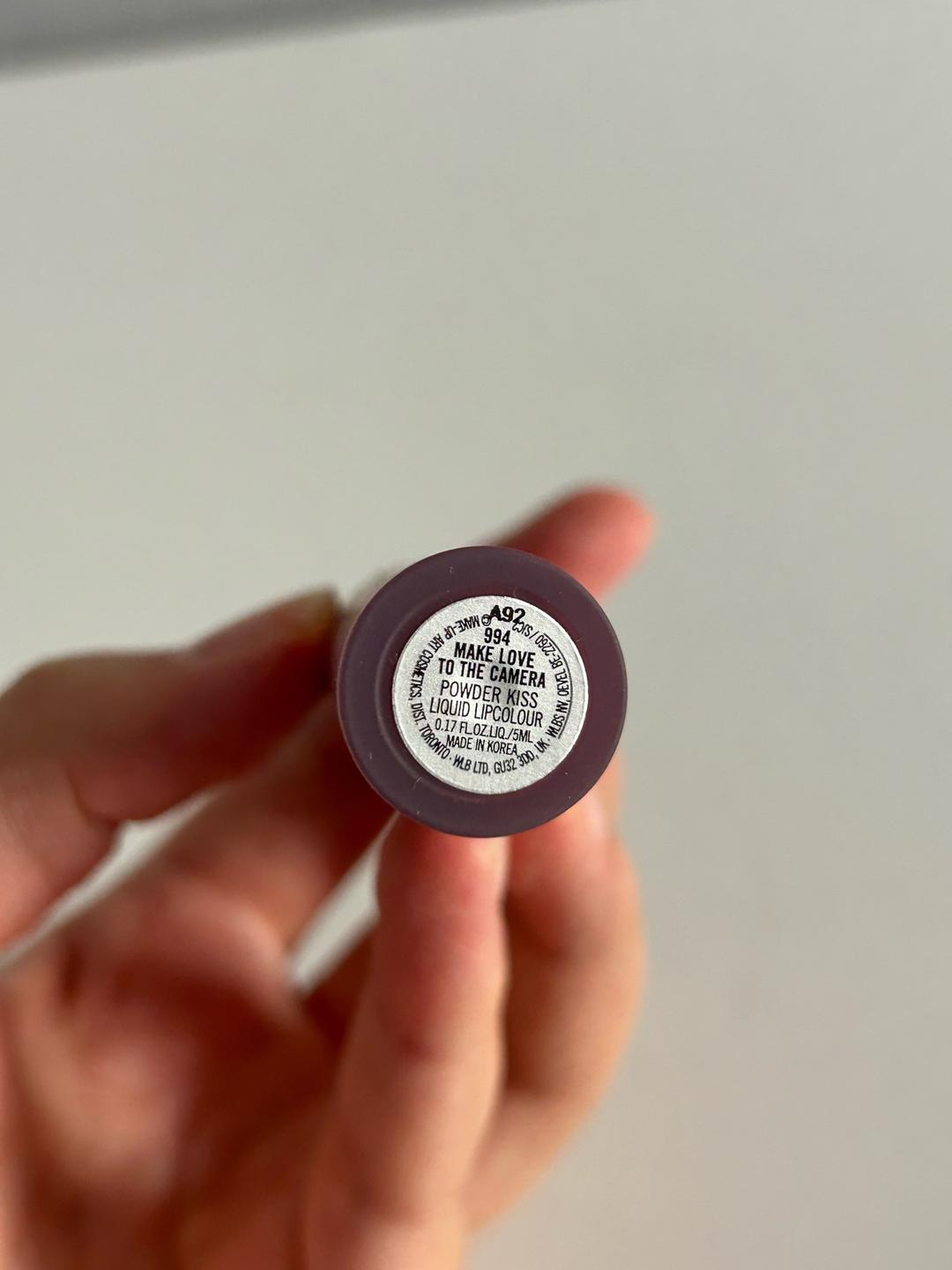MAC MAC Powder Kiss Liquid Lipcolour — фото 2