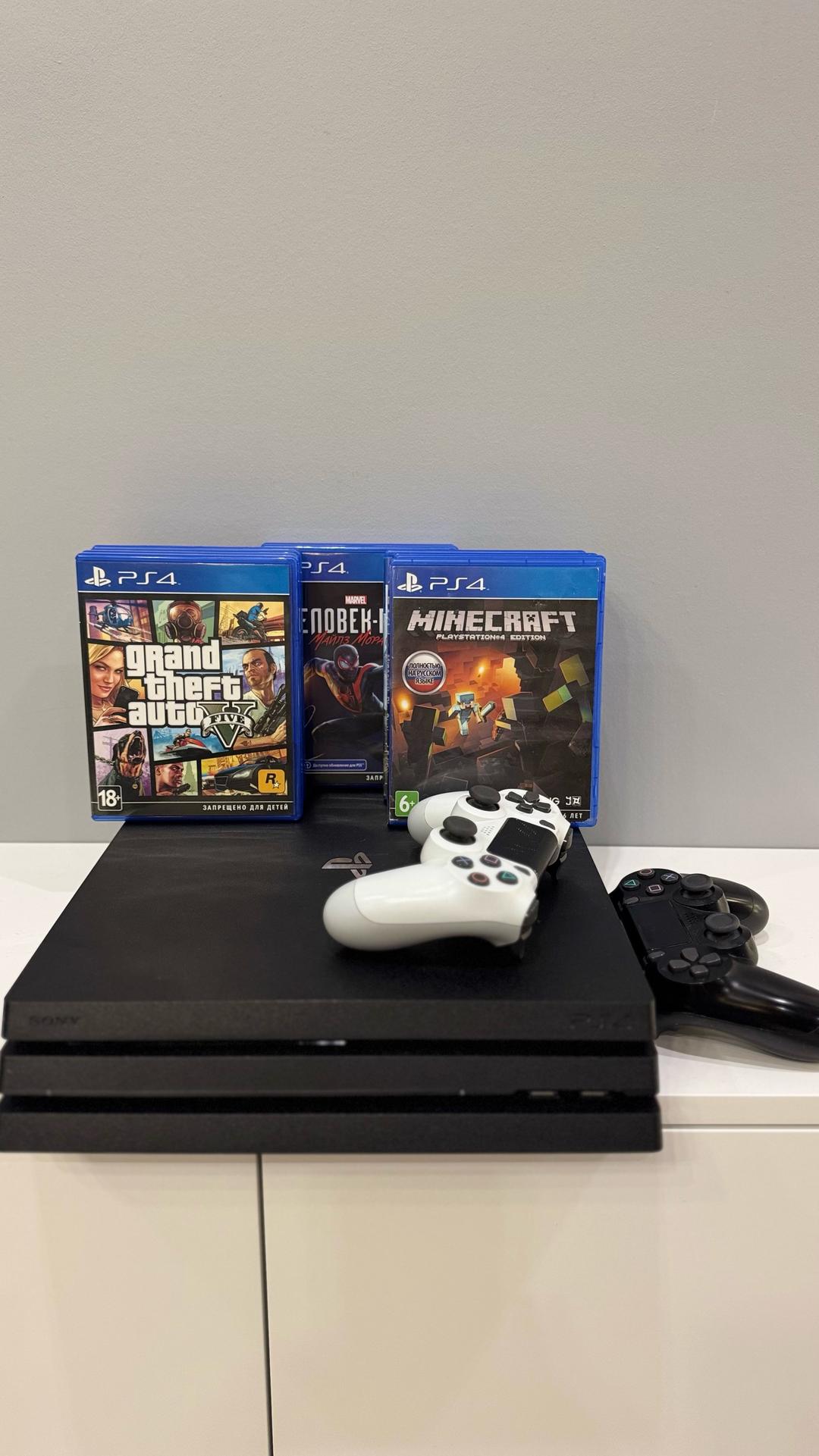Sony PlayStation 4 Pro 1 ТБ + 2 джойстика + 10 игр — фото 2