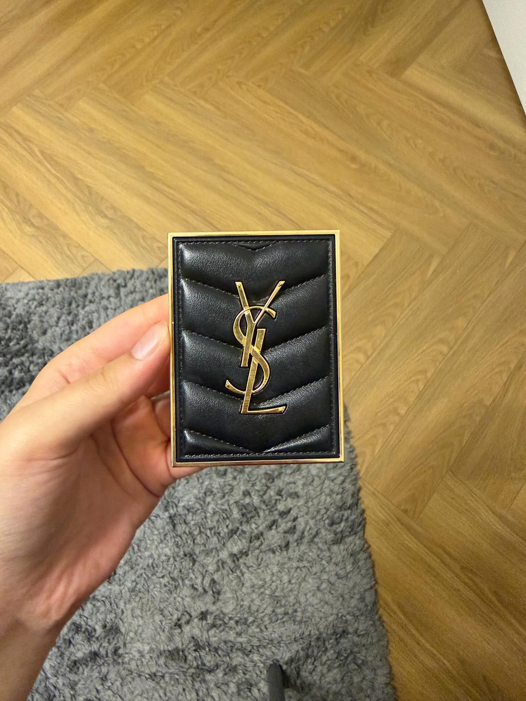 Yves Saint Laurent Палетка теней Yves Saint Laurent Couture Mini Clutch — фото 2