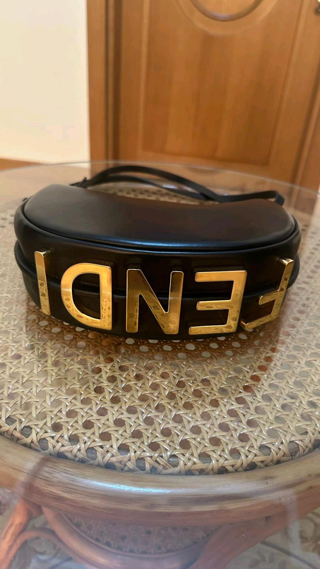 Fendi FENDI маленькая сумка-тоут Fendigraphy — фото 2