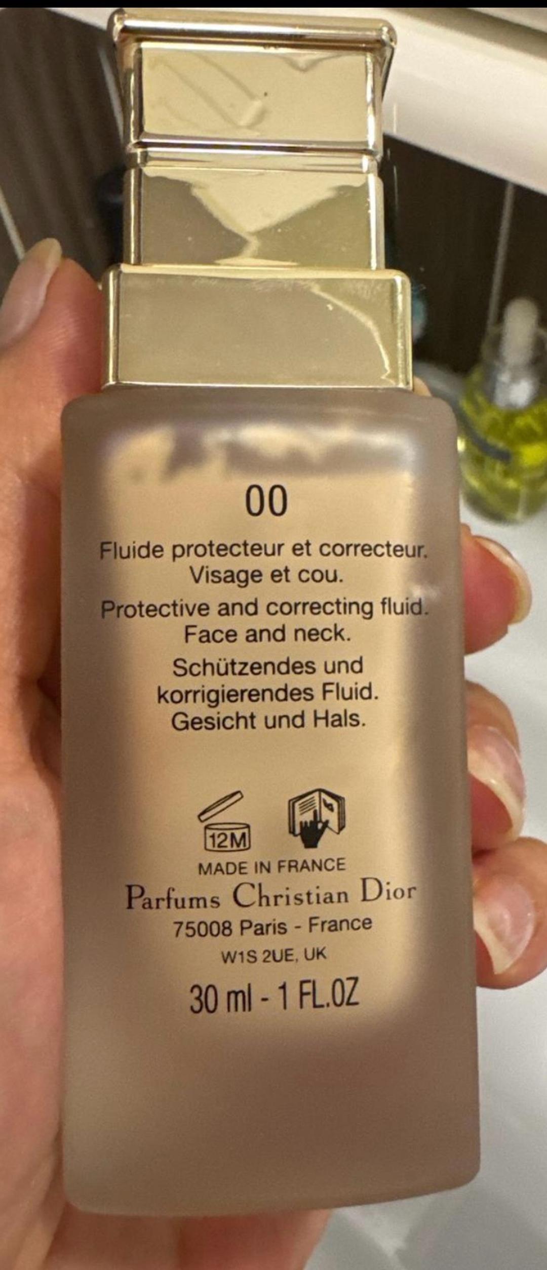 Dior Dior Prestige Light-in-White Le Protecteur UV Minéral BB — фото 2
